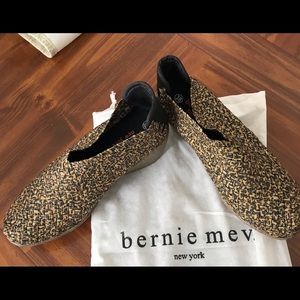 Bernie Mev